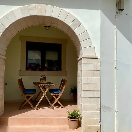 Rebekka's House * Zakros